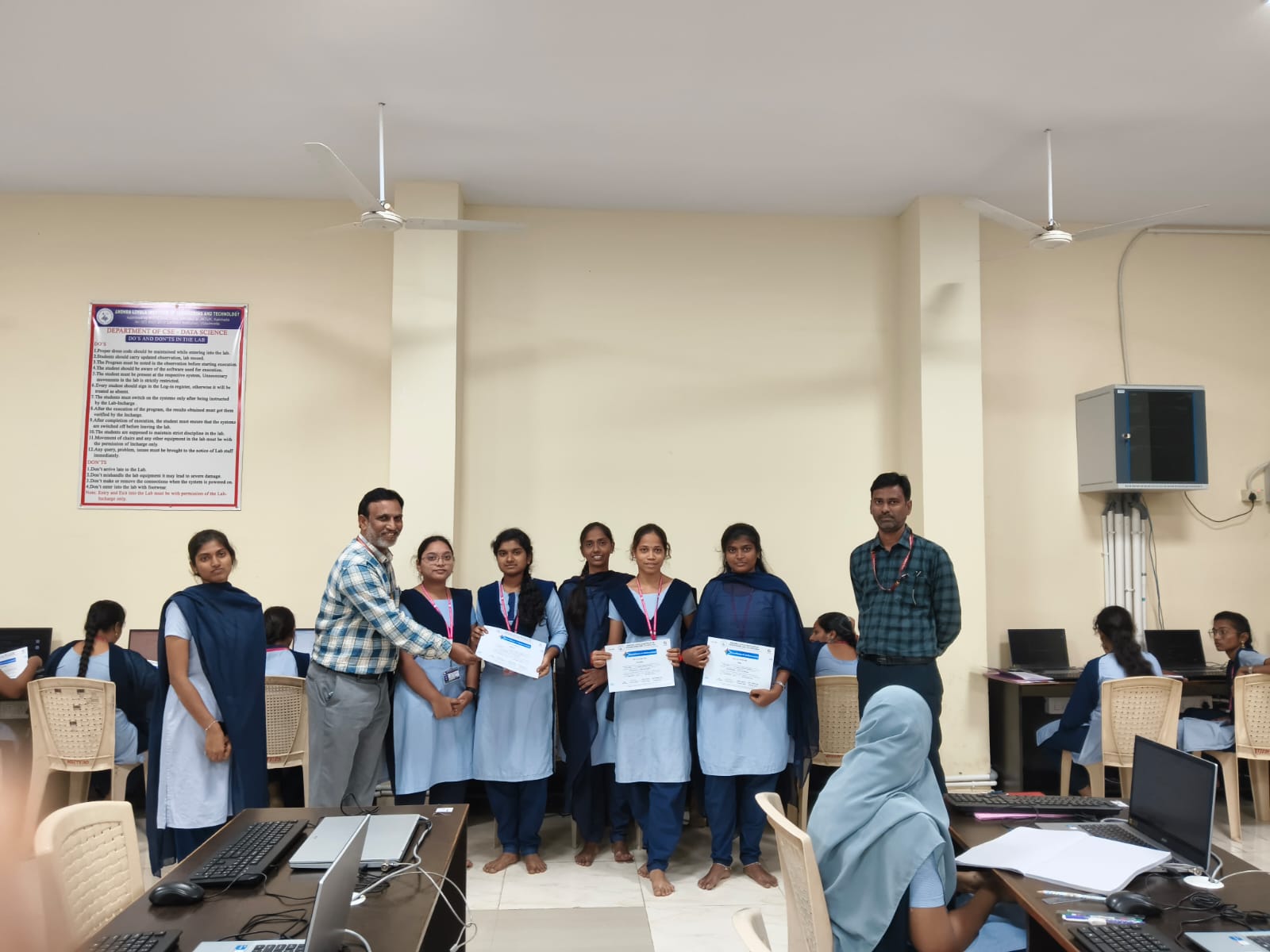 Hackathon(CSE(DS)) Runners